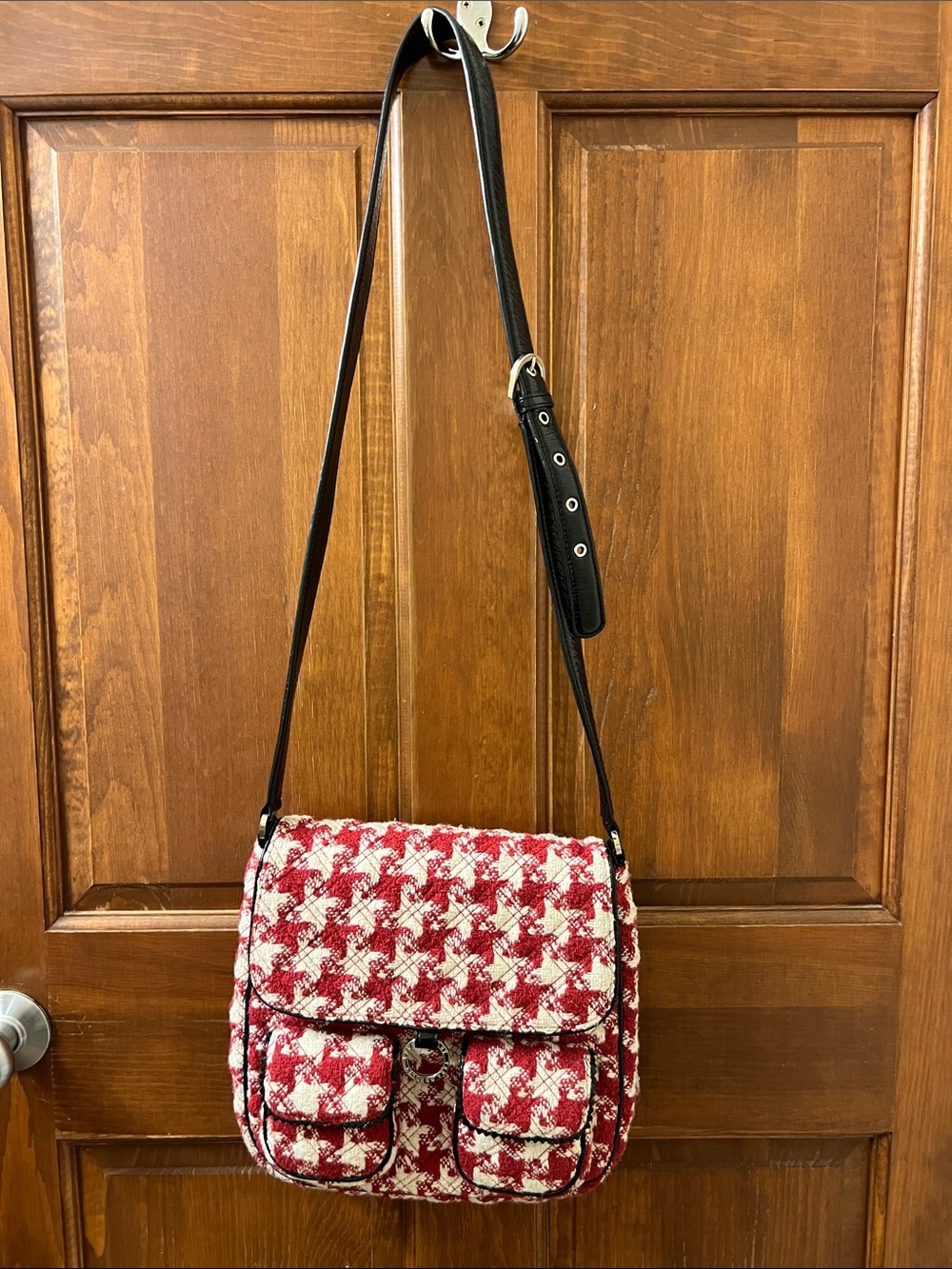Vera Bradley retired red and white houndstooth crossbody bag - rare